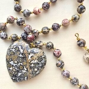 Vintage Leopard Jasper Heart Shaped Necklace and Earrings